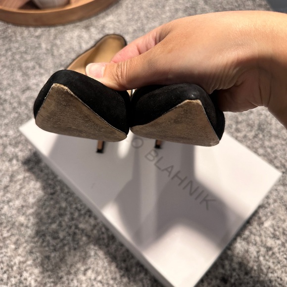 Manolo Blahnik Bb Crepe 90mm High-heel Pumps - Picture 11 of 13